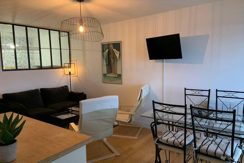 Trouville-Apt Renove-Balcon Magnifique Vue Mer Exterior photo